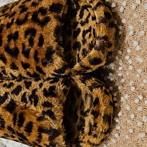 Steve Madden Slides - Picture 3 of 12